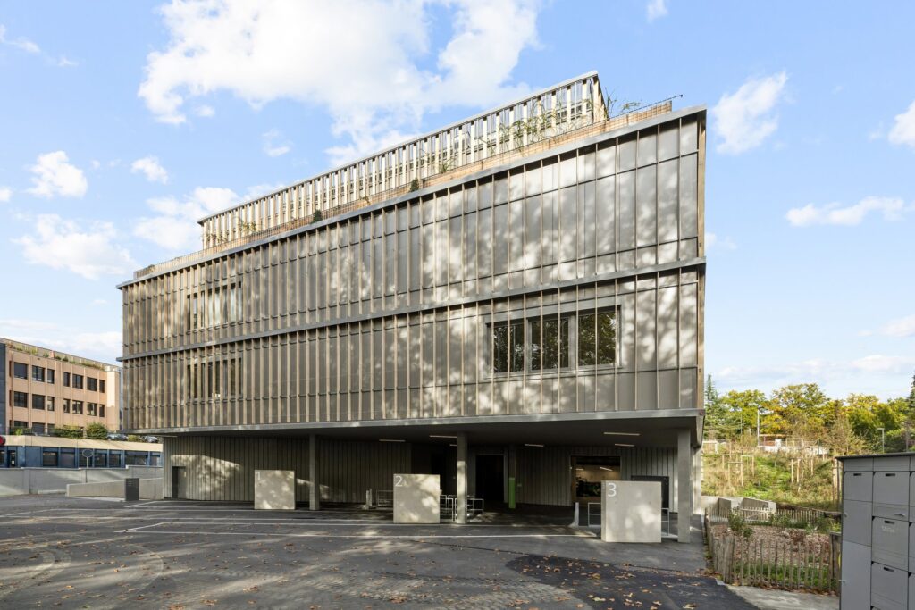 Accès livraisons et véhicules utilitaires du bâtiment MixCity